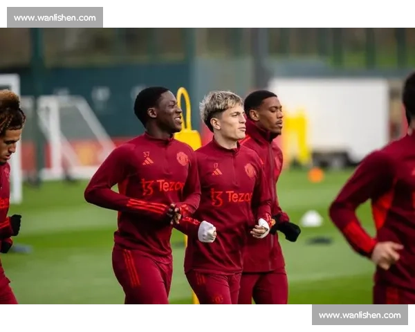 滕哈赫确认蒂尔曼受伤:勒沃库森新核首秀时间存疑,季前赛再添变数 滕哈赫确认蒂尔曼受伤:勒沃库森新核首秀时间存疑,季前赛再添变数